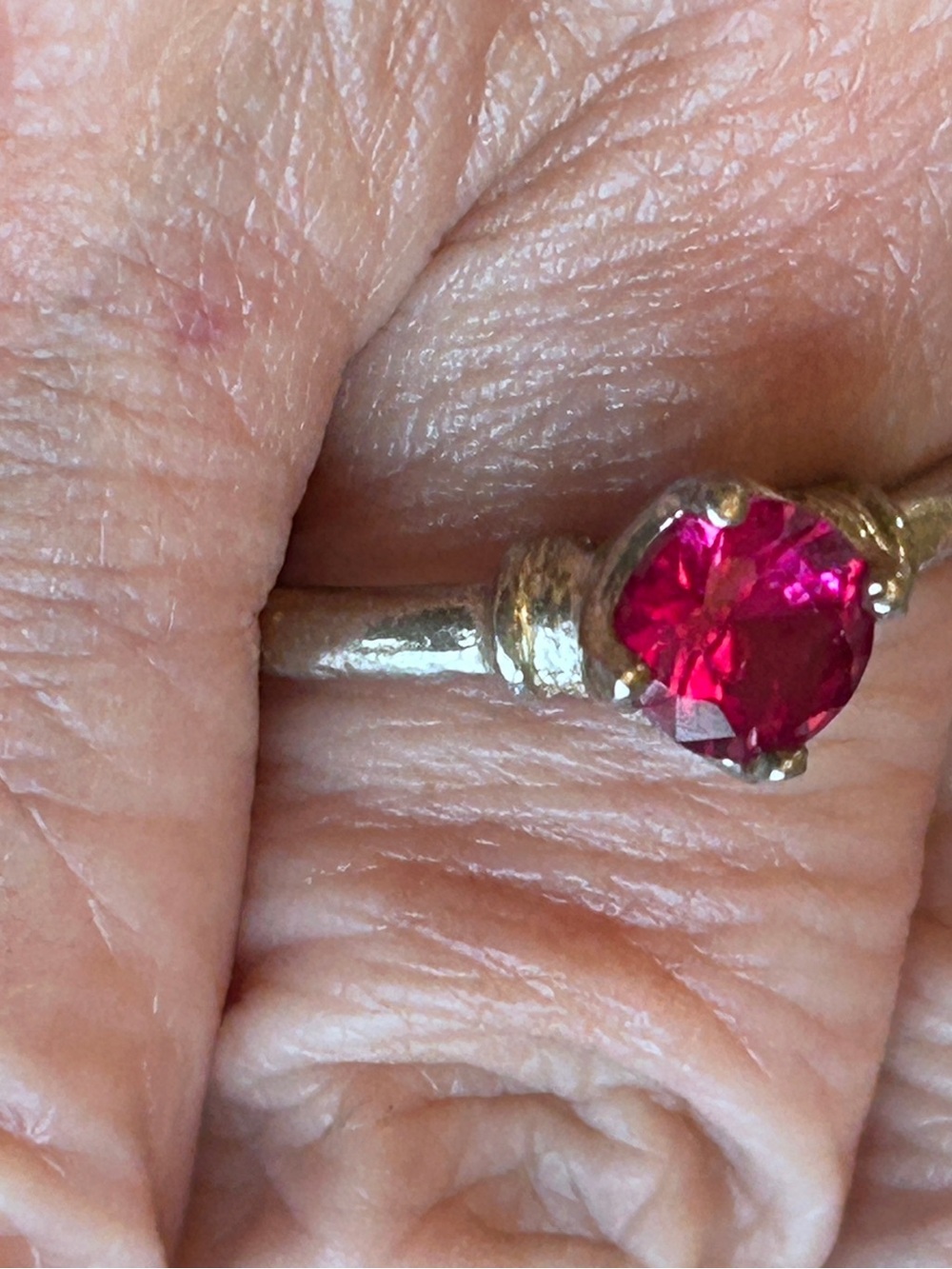 Silpada Sterling silver Band Ring with Bright Pink Round Gemstone 8